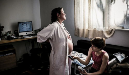 国外生孩子视频,跟随镜头见证跨国宝宝的诞生之旅